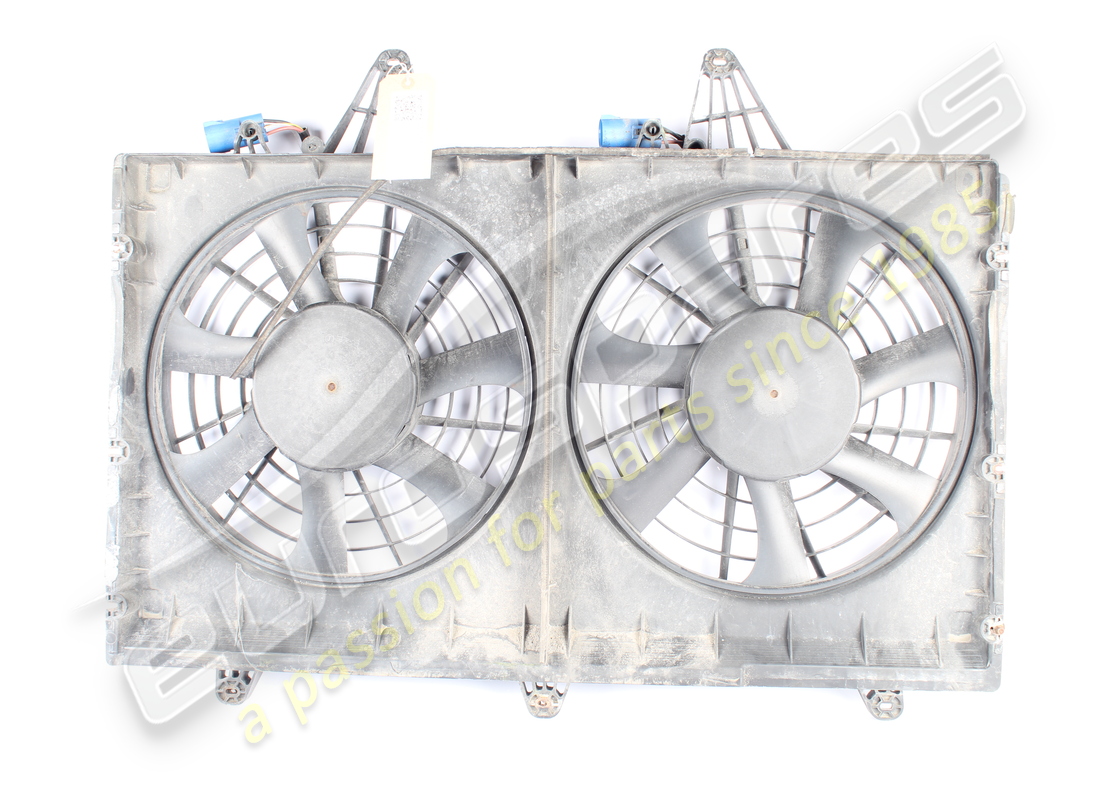used ferrari cowl with electric fans. part number 267211 (1)