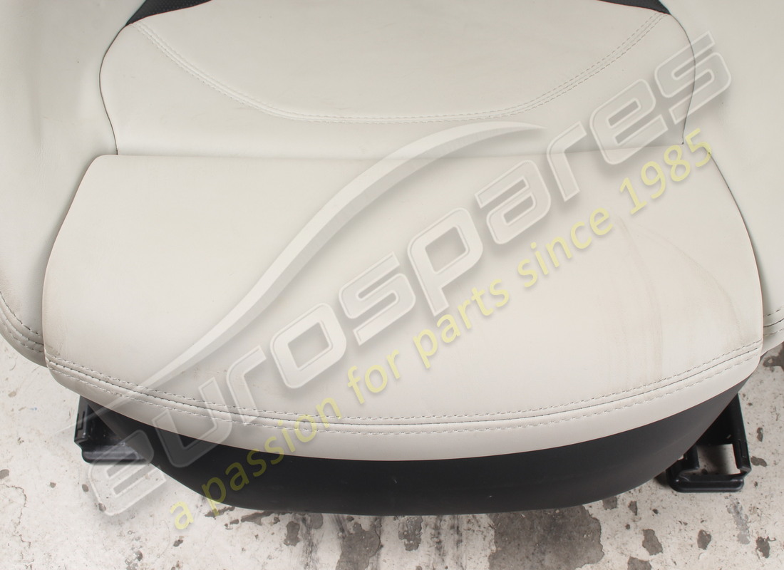 used ferrari pair of seats light grey. part number eap1723563 (6)
