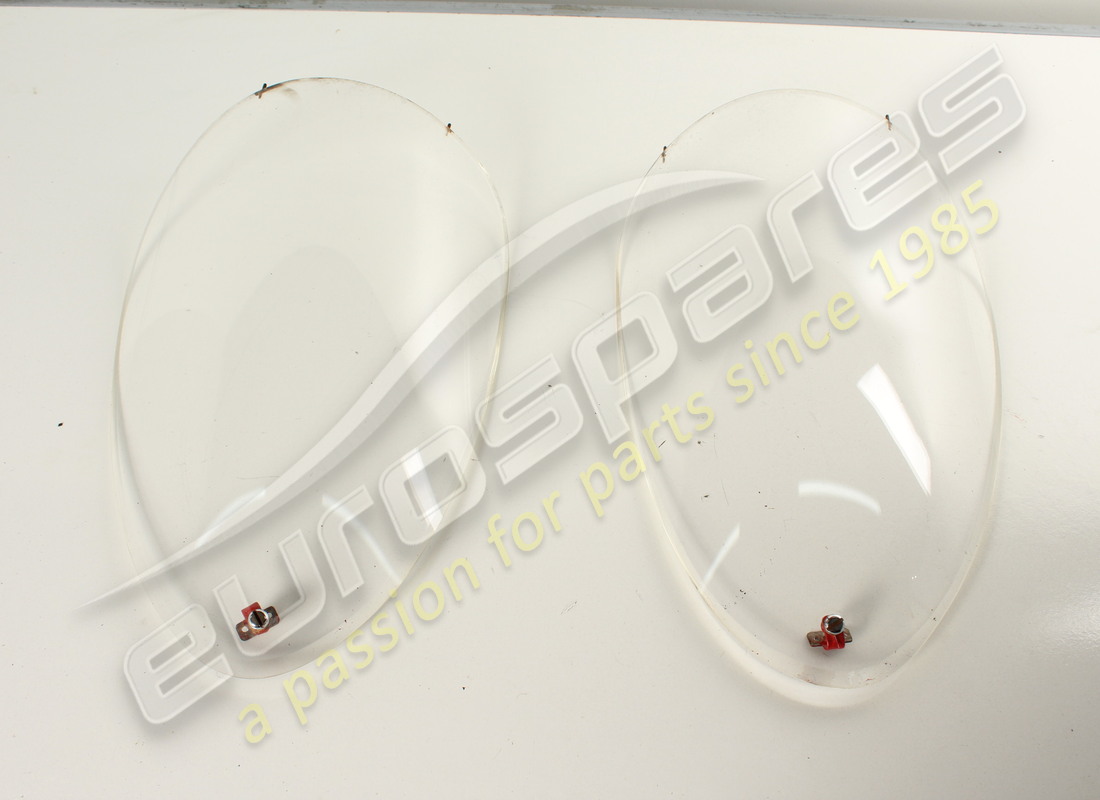 USED EUROSPARES FERRARI 246 DINO PAIR OF FRONT HEADLIGHT LENS. PART NUMBER EAP1447652 (3) used eurospares ferrari 246 dino pair of front headlight lens. part number eap1447652 (3)