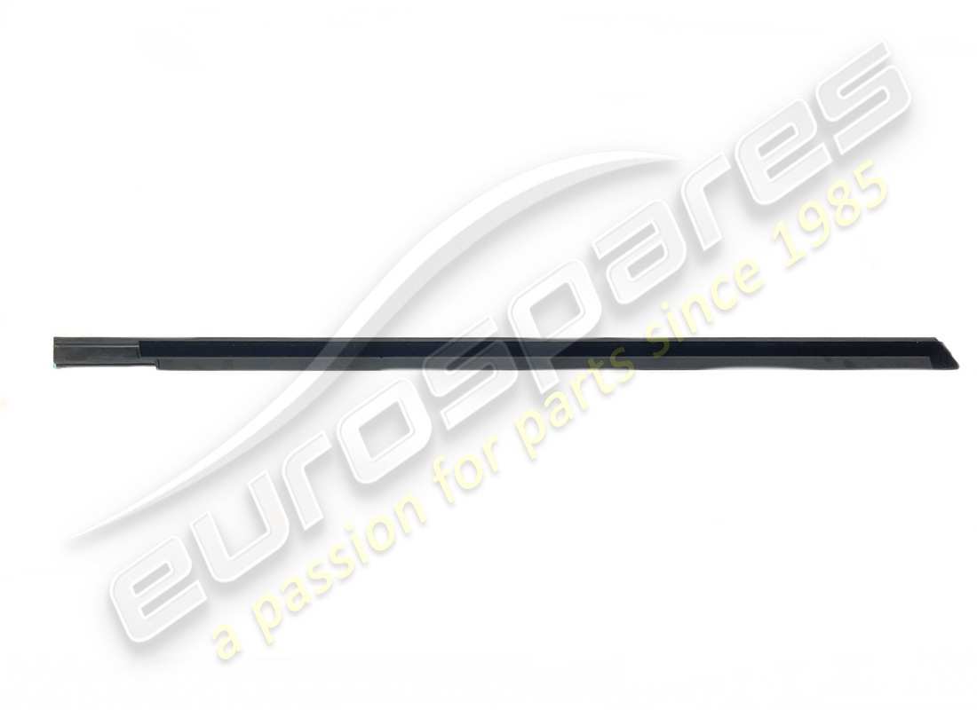 new maserati lh front outer glass scrap. part number 670009858 (2)