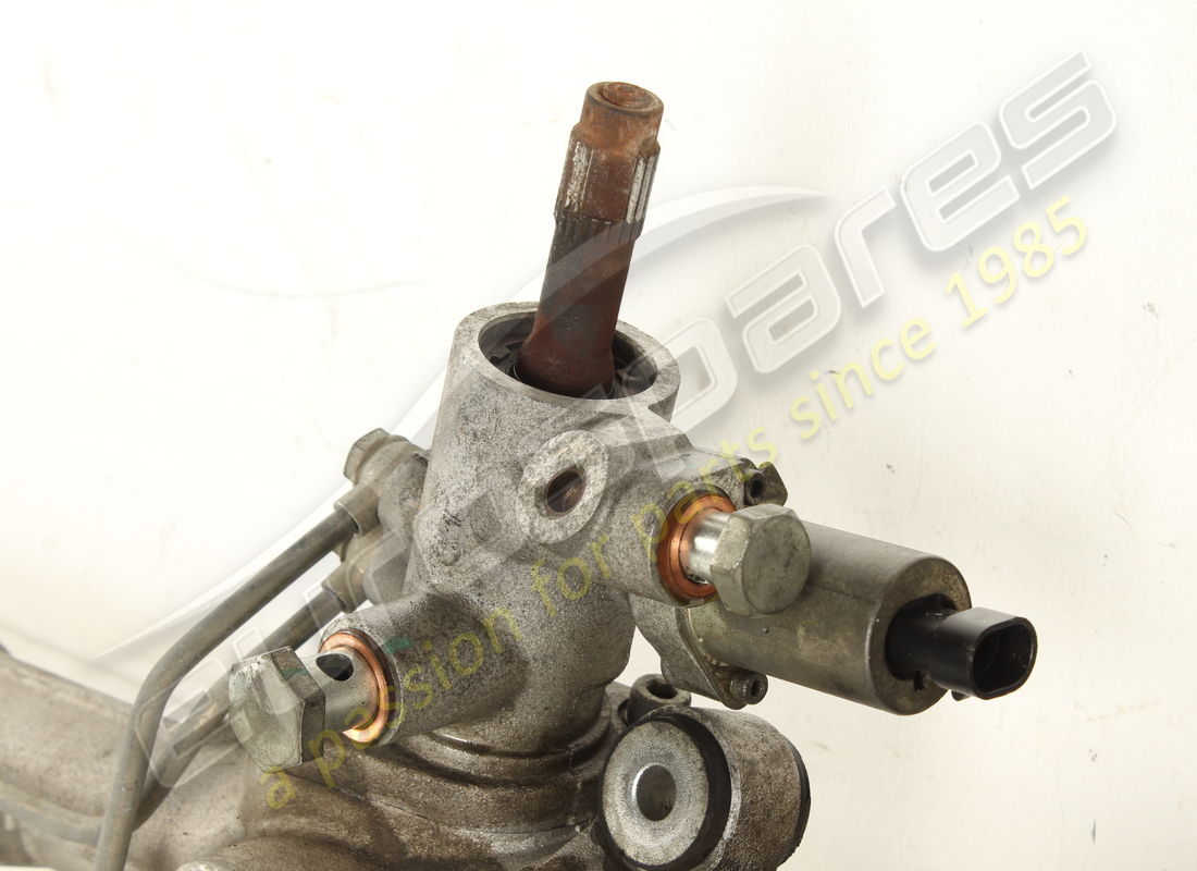 used ferrari steering box. part number 256225 (6)