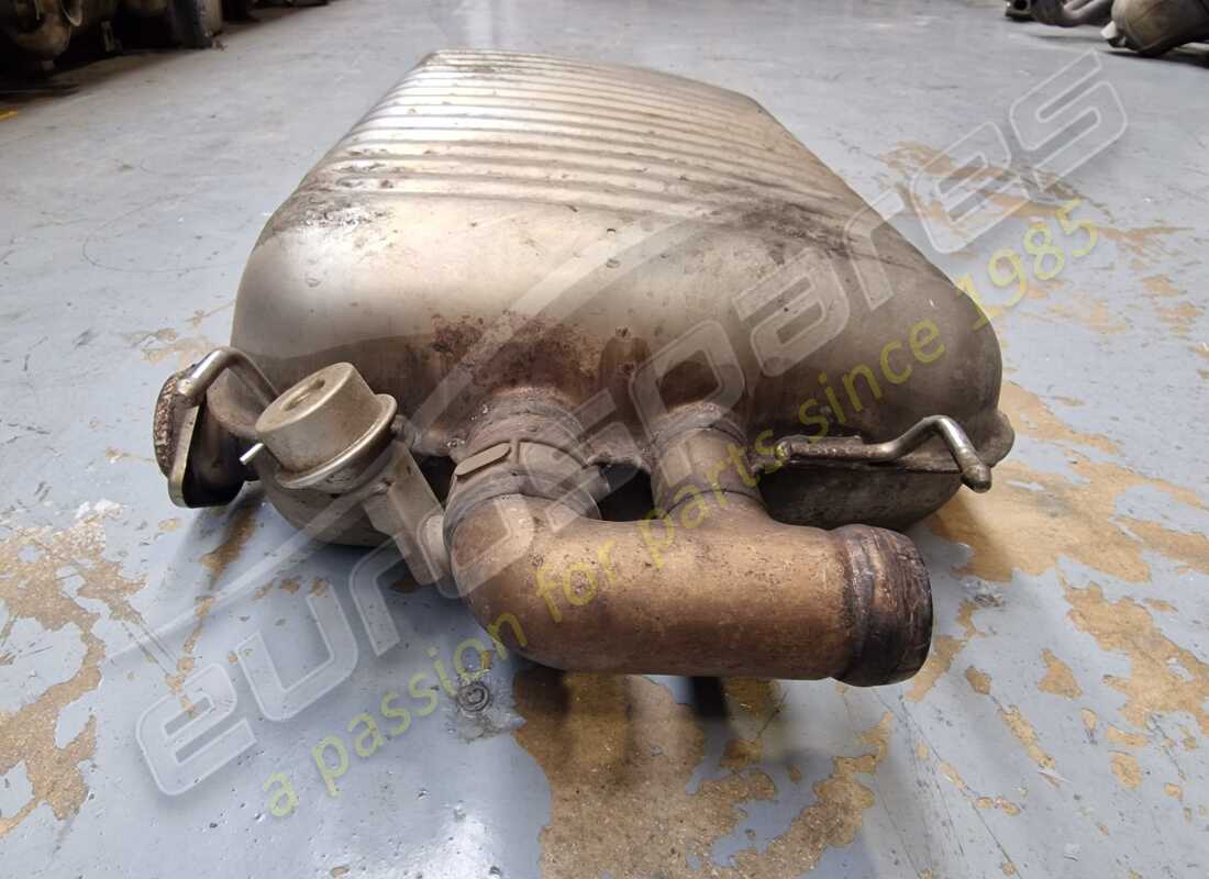 used aston martin muffler and bypass valve assembly. part number 4g435230fc (4)