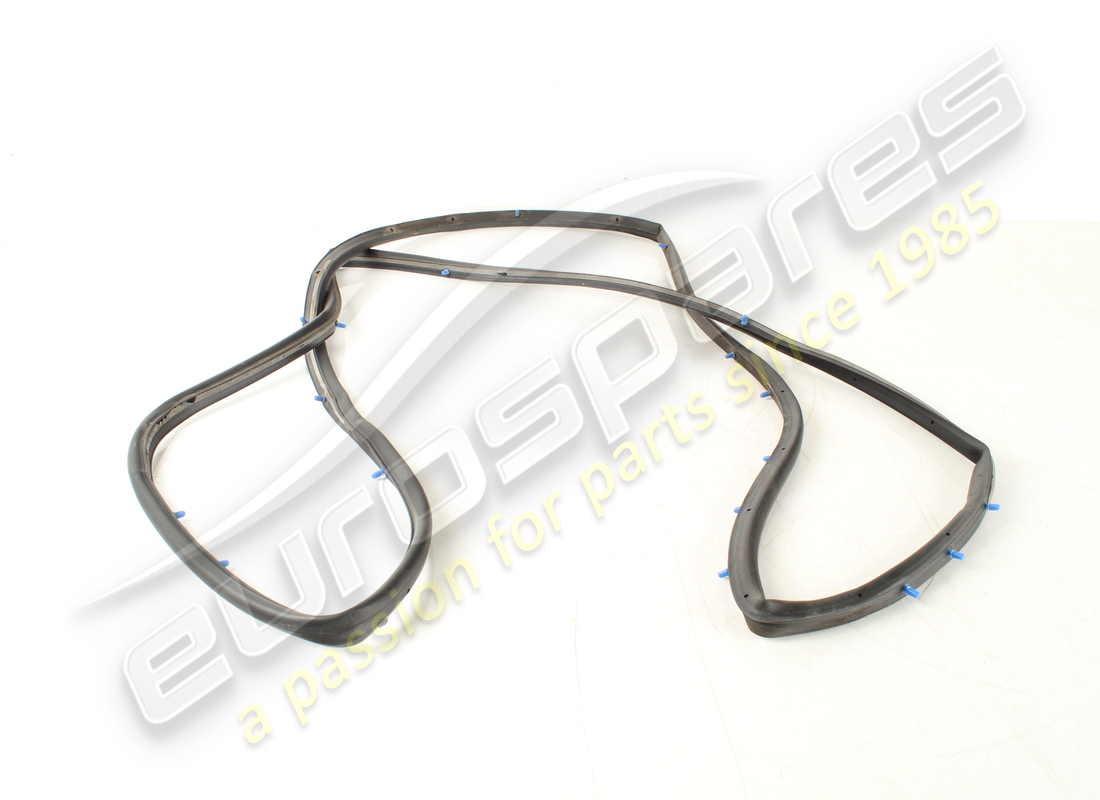 USED Maserati INTERMEDIATE GASKET FOR RH . PART NUMBER 67474000 (1)