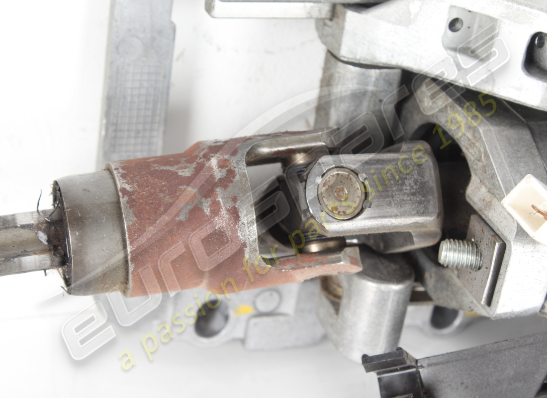 used ferrari complete steering column. part number 261857 (4)