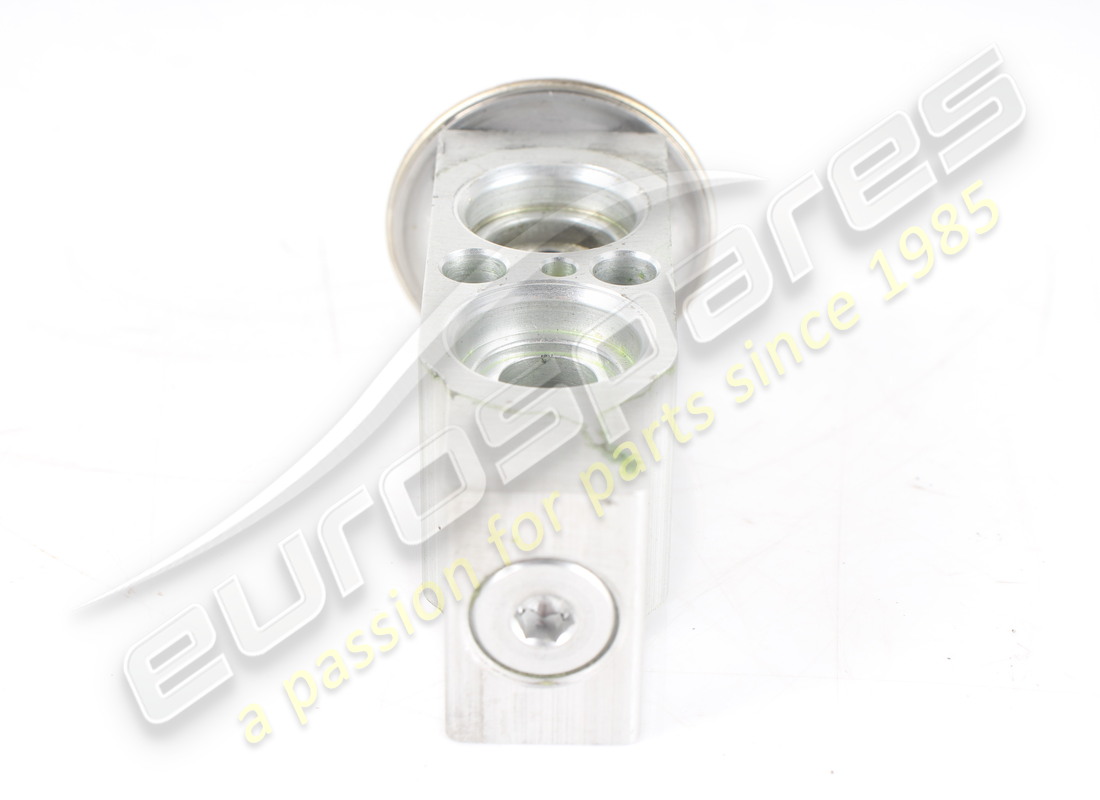 USED MASERATI EXPANSION VALVE = 5,121,508-338 5. PART NUMBER 375500166 (5) used maserati expansion valve = 5,121,508-338 5. part number 375500166 (5)