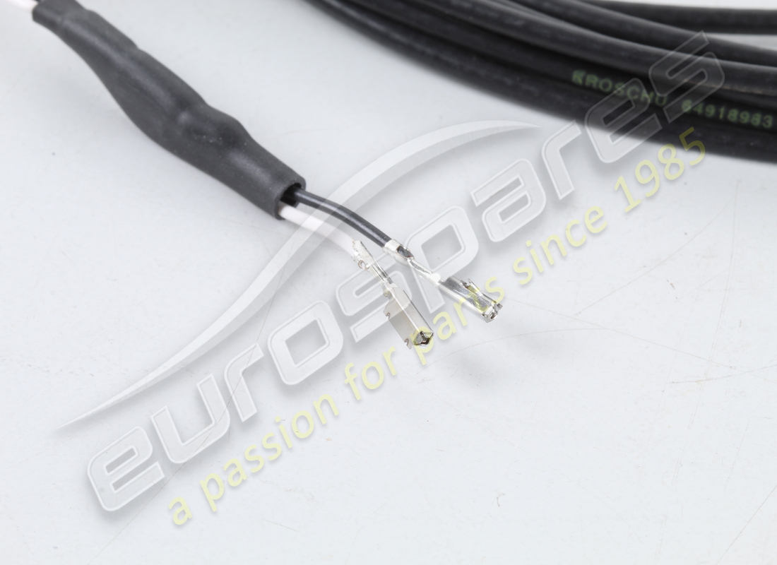 new porsche connecting line. part number 95564721820 (3)