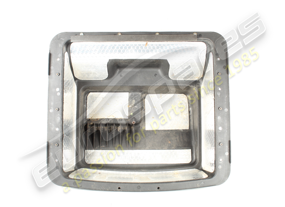 used maserati complete spare wheel bay. part number 67895200 (3)