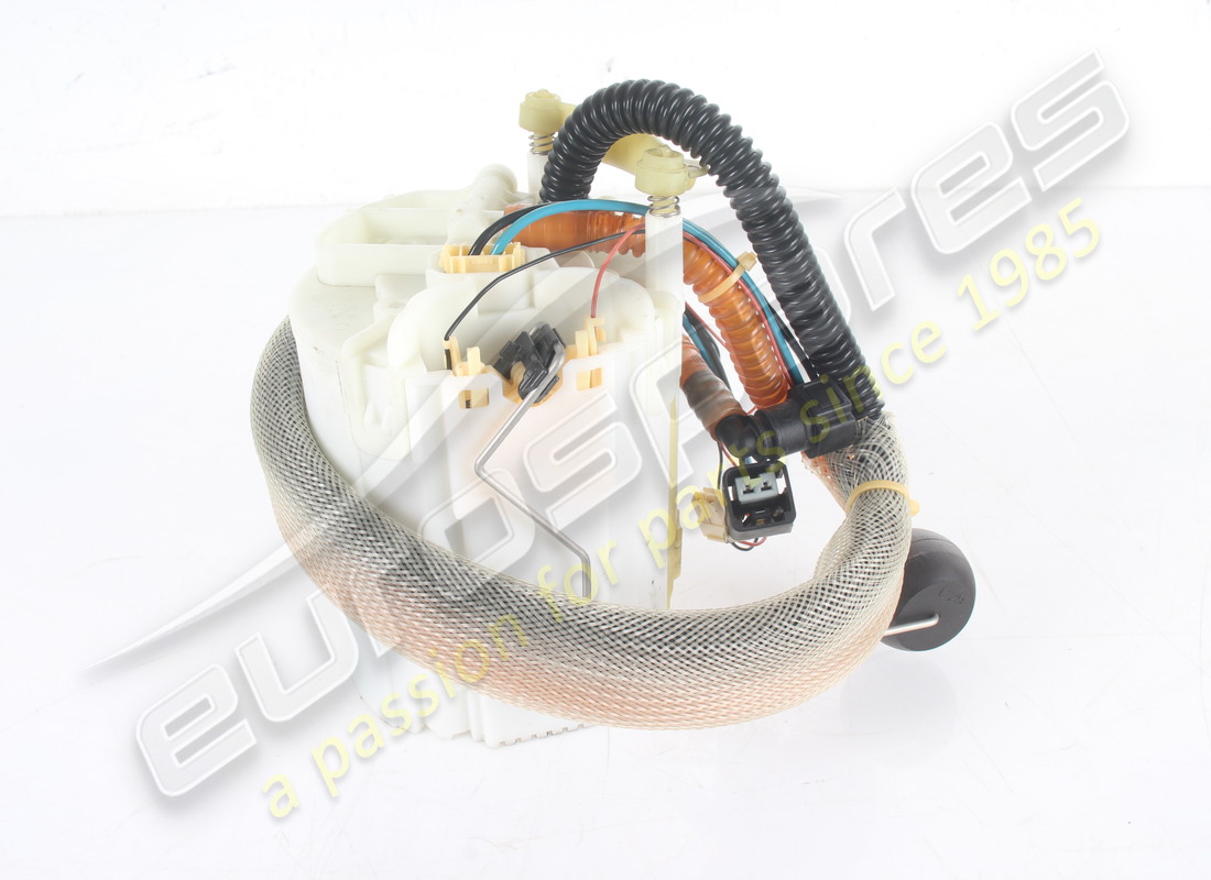 used ferrari lh fuel pump. part number 272087 (2)