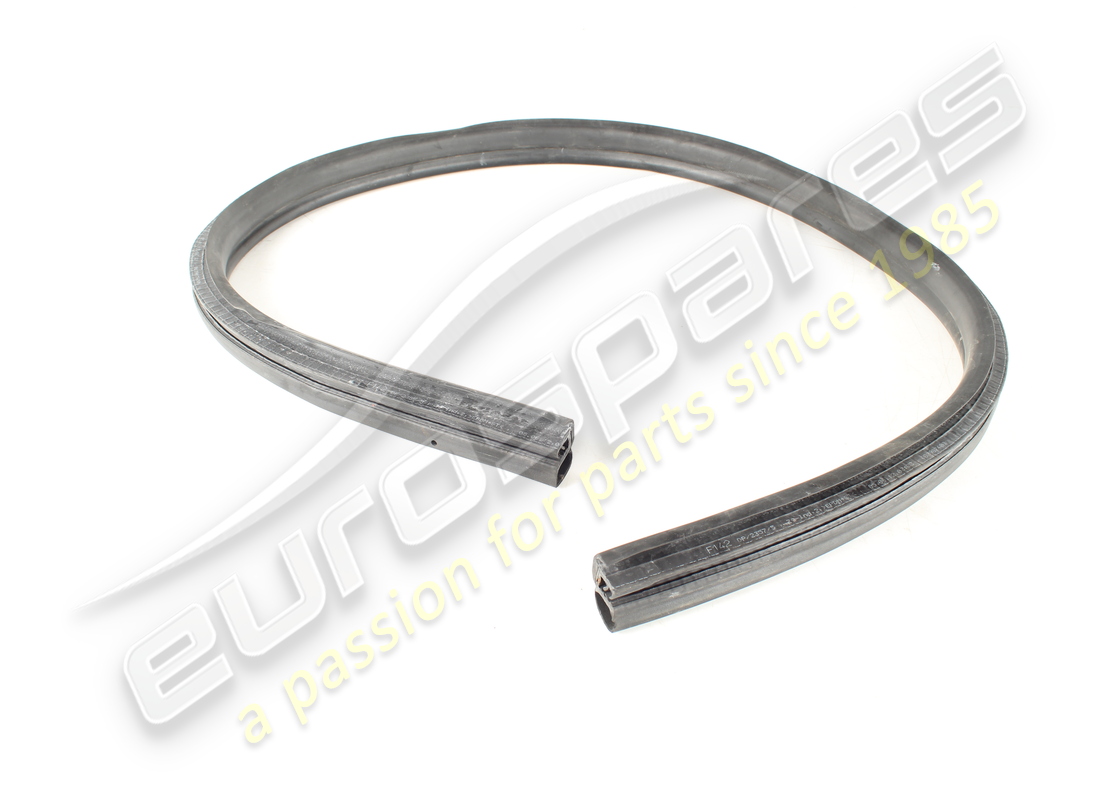 USED Ferrari LOWER SEAL . PART NUMBER 83987400 (1)