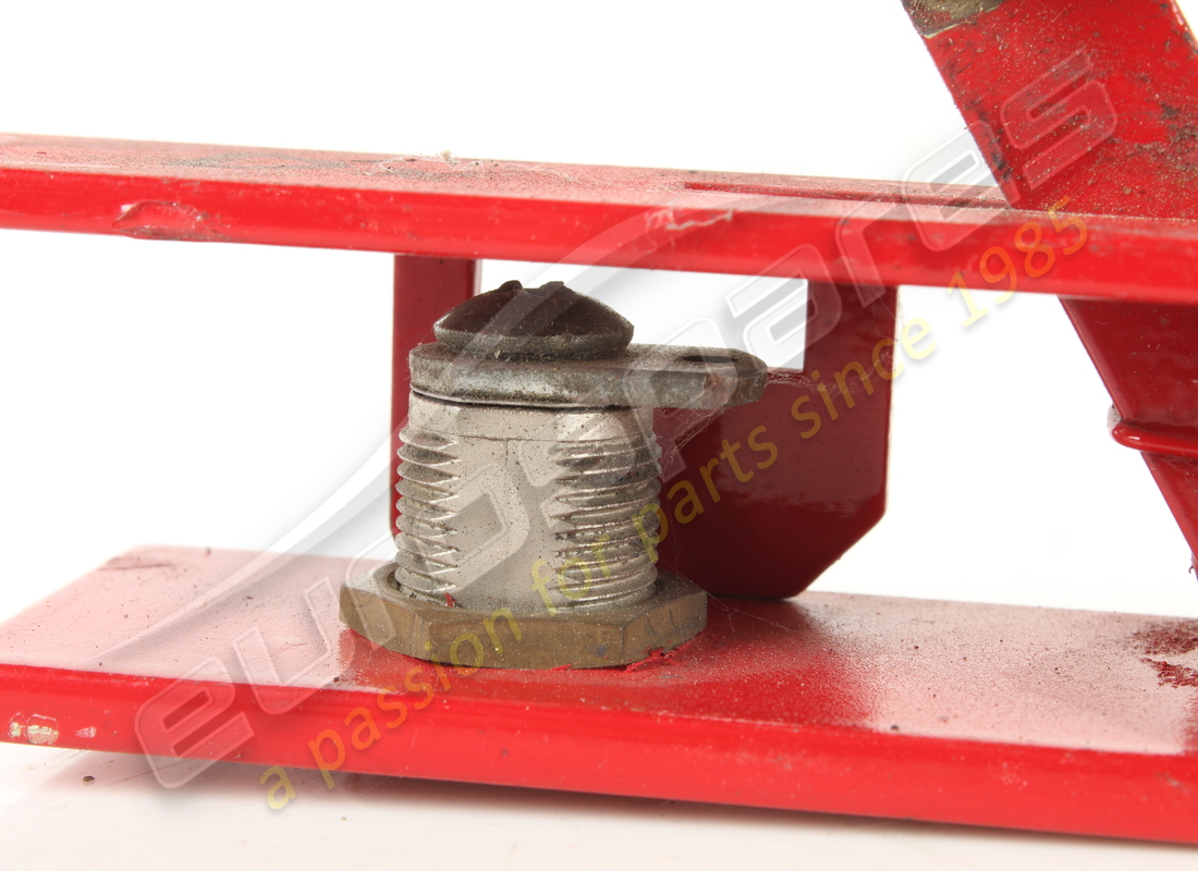 USED FERRARI SET OF LOCKS. PART NUMBER 65058310 (2) used ferrari set of locks. part number 65058310 (2)