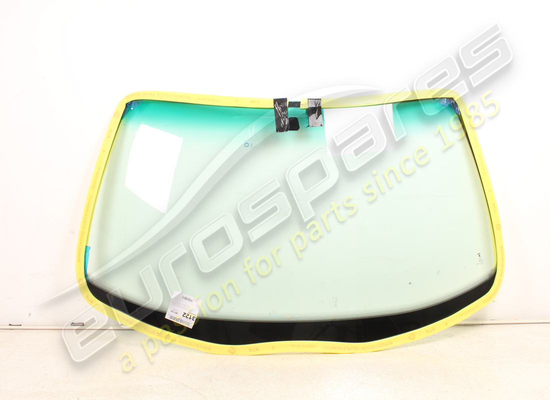 NEW OE WINDSCREEN . PART NUMBER 66671700 (1)