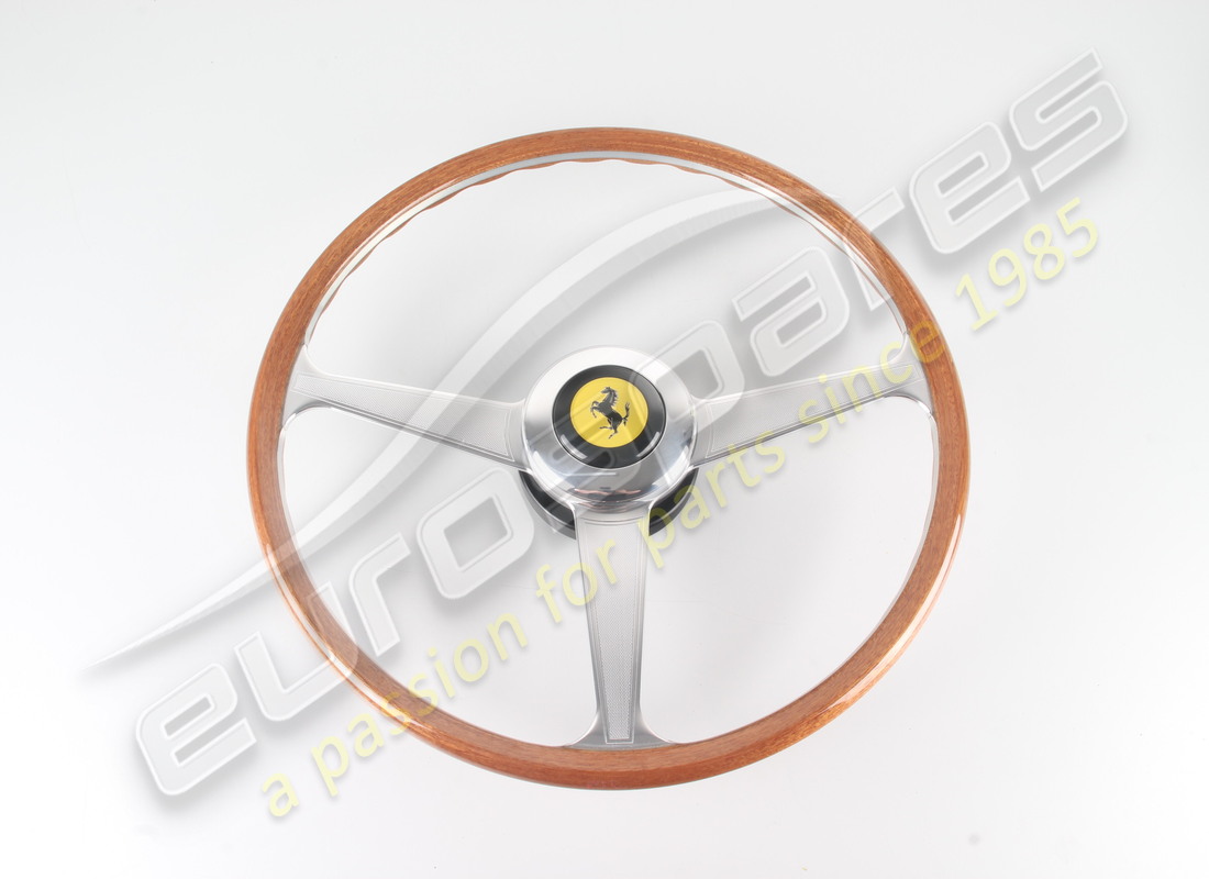 NEW OEM STEERING WHEEL . PART NUMBER 740300 (1)