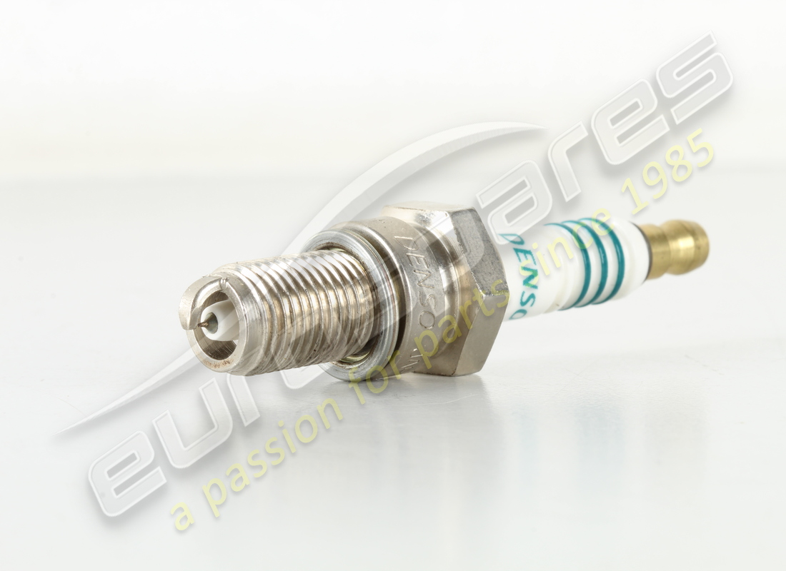 NEW DENSO SPARK PLUG. PART NUMBER 0016003036 (1) new denso spark plug. part number 0016003036 (1)