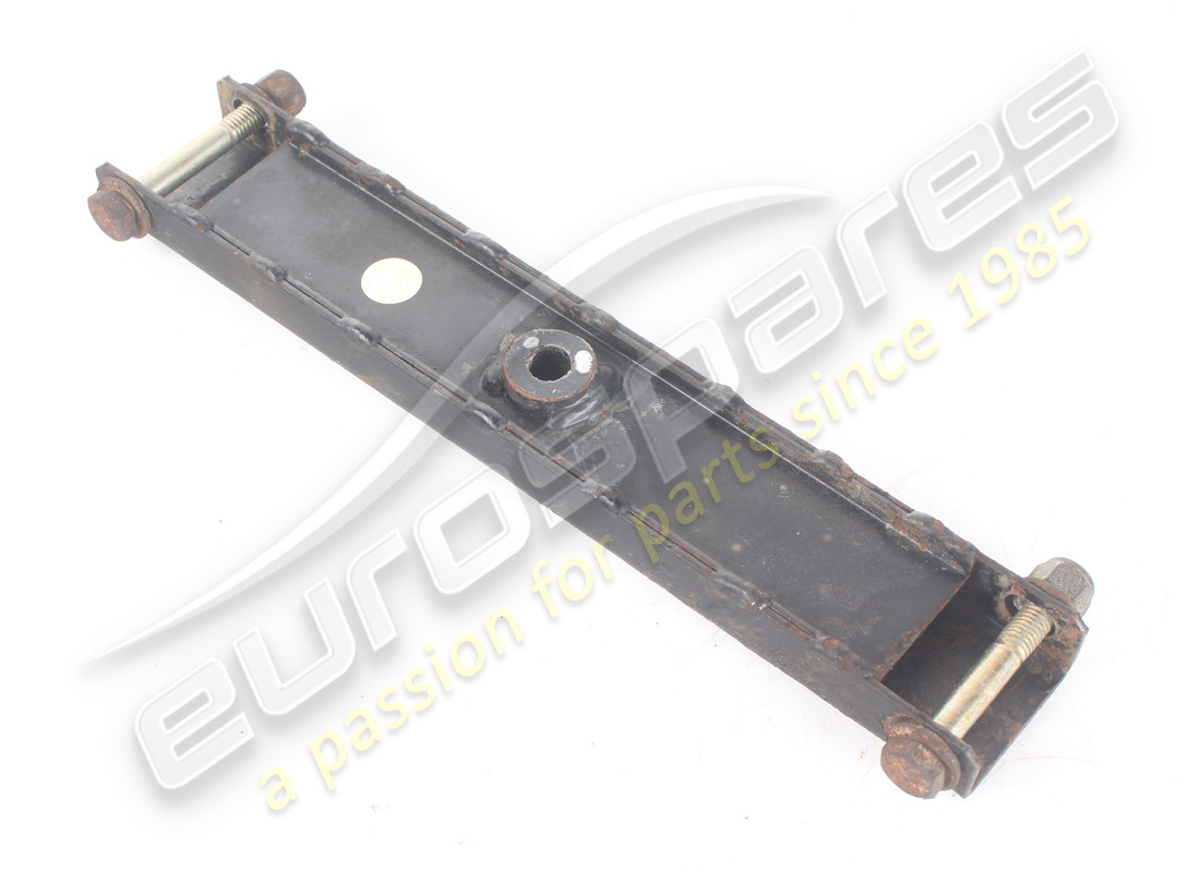 USED MASERATI CROSS-MEMBER CONNECTING DIFF.ATTA. PART NUMBER 376200167 (2) used maserati cross-member connecting diff.atta. part number 376200167 (2)