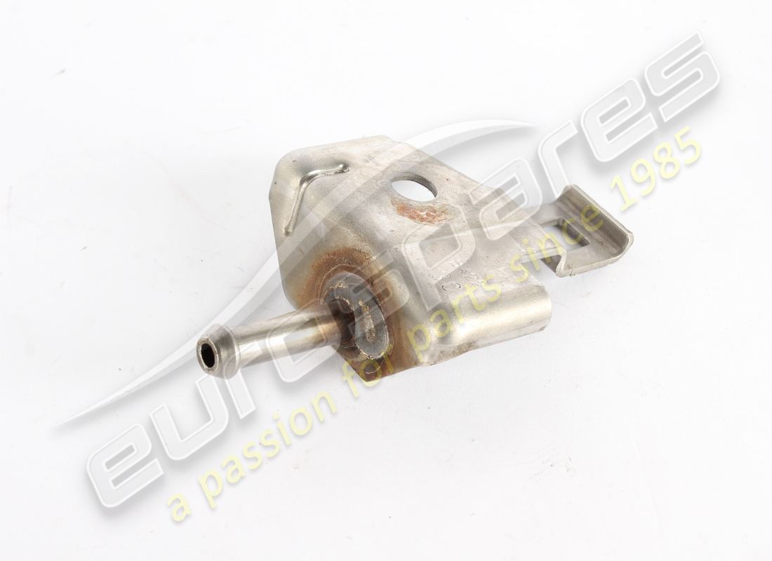 USED Maserati REAR EXHAUST HOSE BRACKET SI . PART NUMBER 670156391 (1)