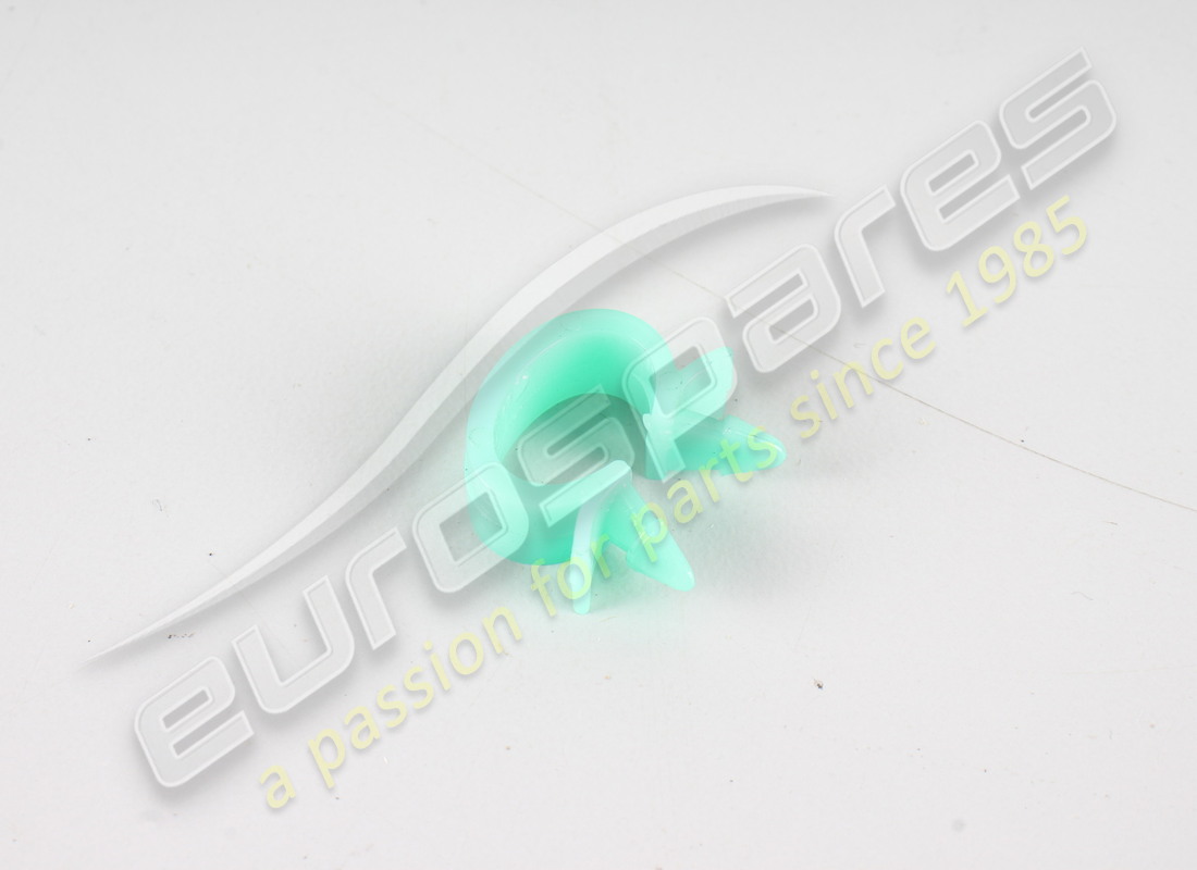 new ferrari rh door clip. part number 60123502 (1)