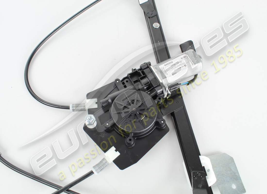 new eurospares rh rear window regulator. part number 84934400 (2)