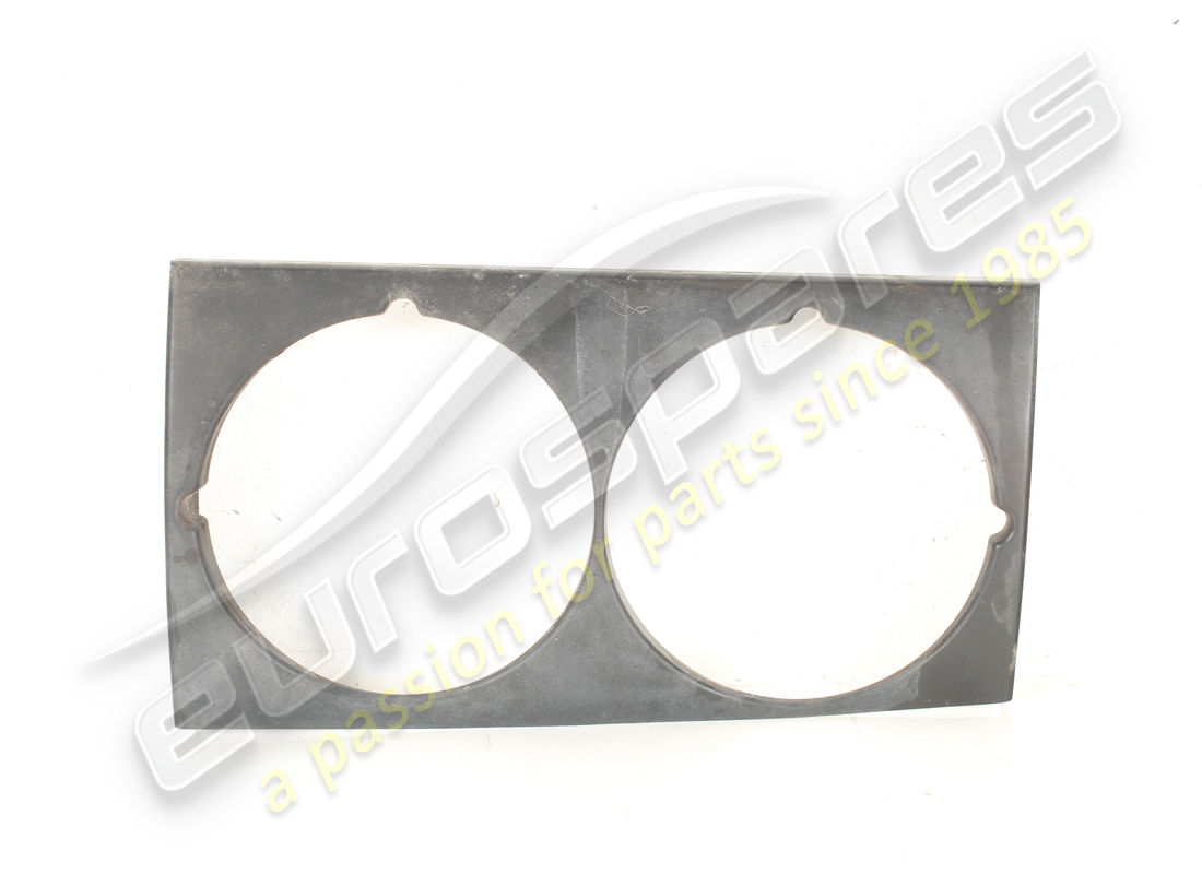 used ferrari rh head lamp cover. part number 60527400 (3)