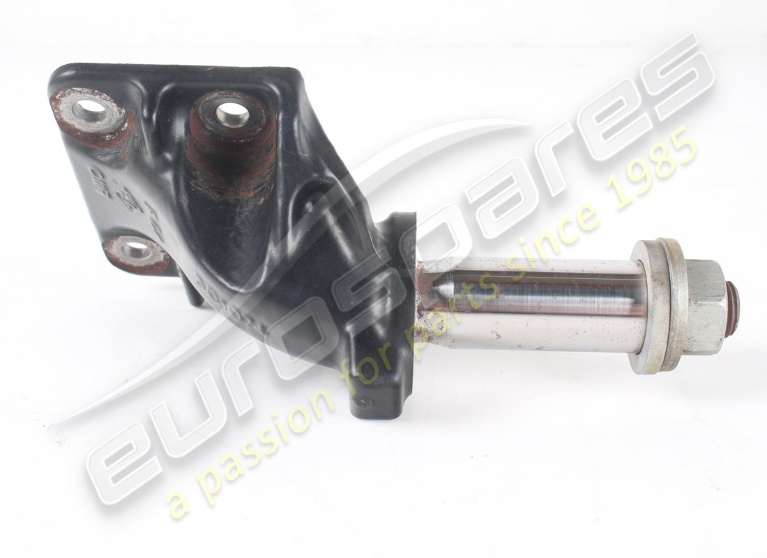 USED FERRARI RH FRONT DCT GEARBOX STRUT. PART NUMBER 301074 (4) used ferrari rh front dct gearbox strut. part number 301074 (4)