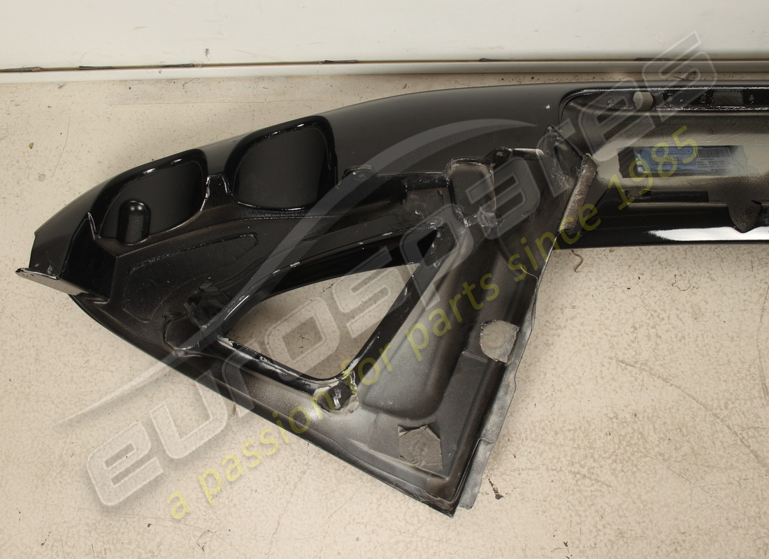 new (other) ferrari complete rear spoiler. part number 949122 (5)