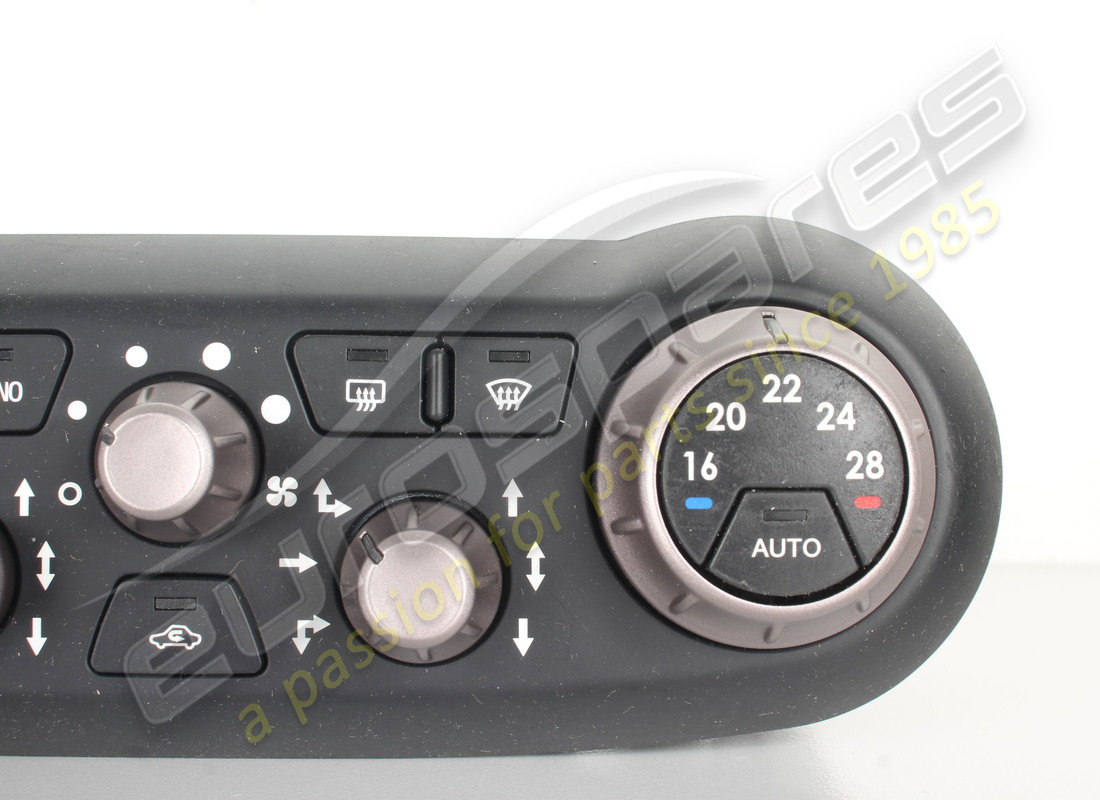 new (other) ferrari air conditioning control panel. part number 267691 (3)