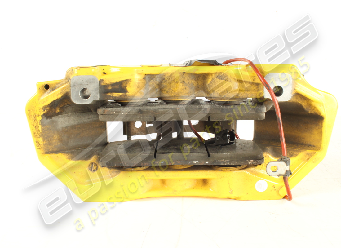 used ferrari front lh caliper with pads -. part number 267314 (5)