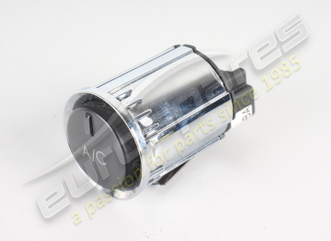 DAMAGED Aston Martin SWITCH ASSEMBLY, AIR CONDITIONING REQUEST . PART NUMBER 6G3319E755BA (1)