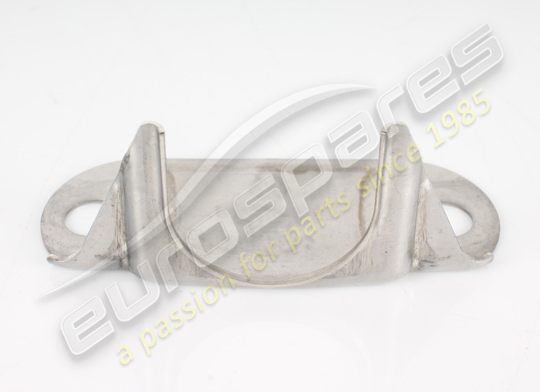 USED FERRARI BUSHING BRACKET. PART NUMBER 286144 (2) used ferrari bushing bracket. part number 286144 (2)