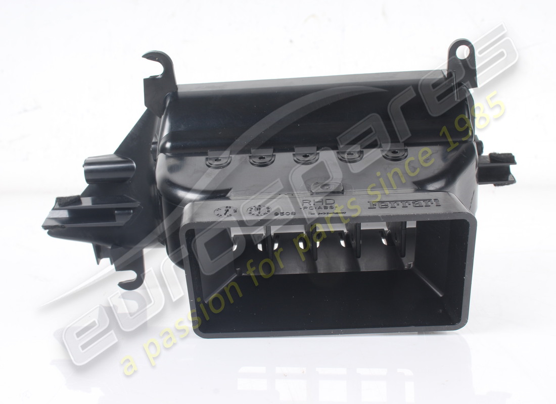 used ferrari bocchetta centrale gdx. part number 969314 (2)