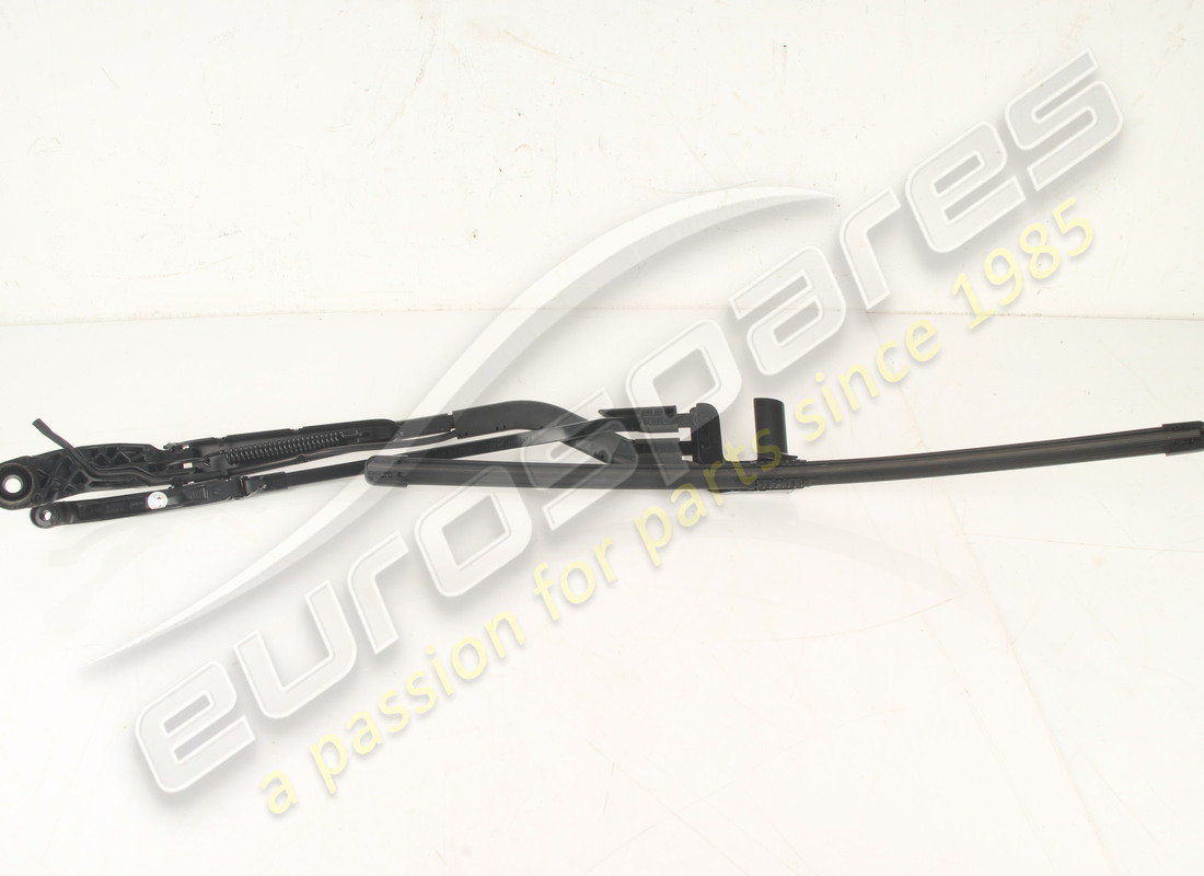 used ferrari braccio tergicr.lato guida g. part number 976833 (4)