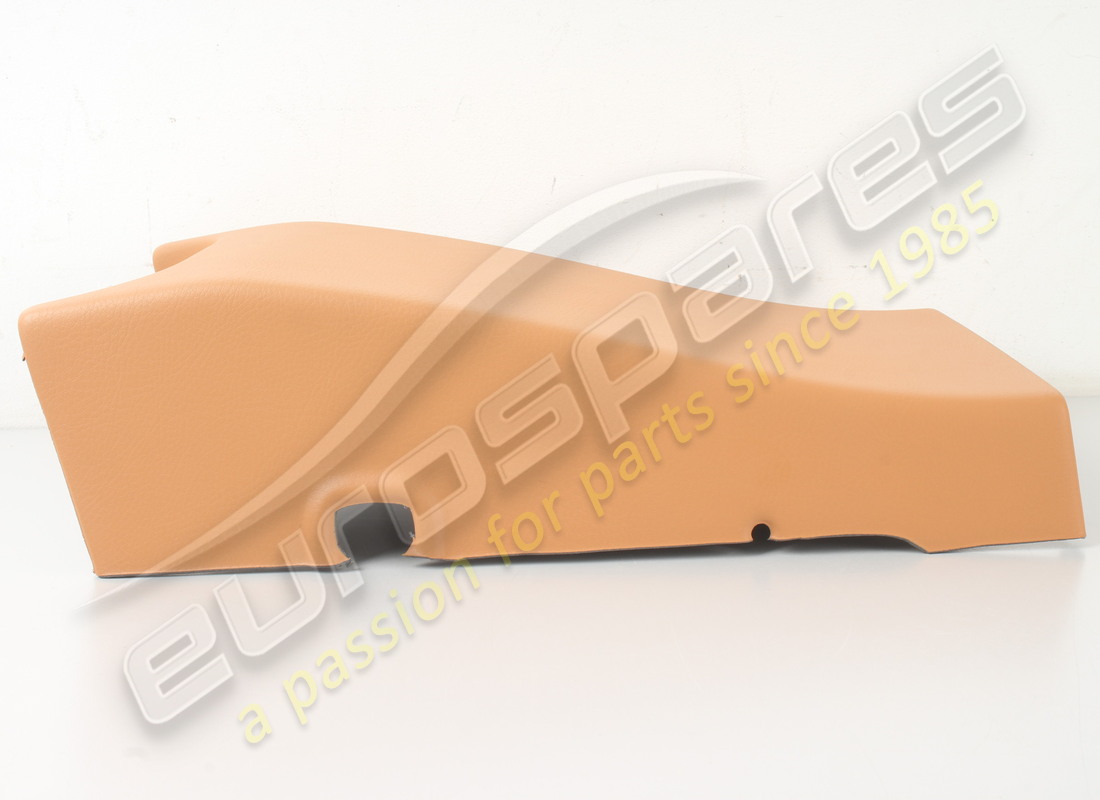 new (other) maserati rear centre console - tan leather. part number 68489708 (5)