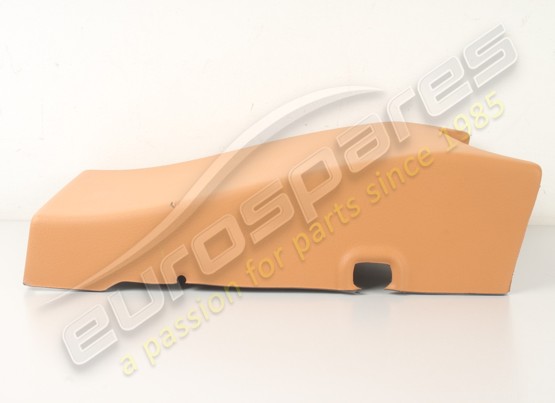 new (other) maserati rear centre console - tan leather. part number 68489708 (4)