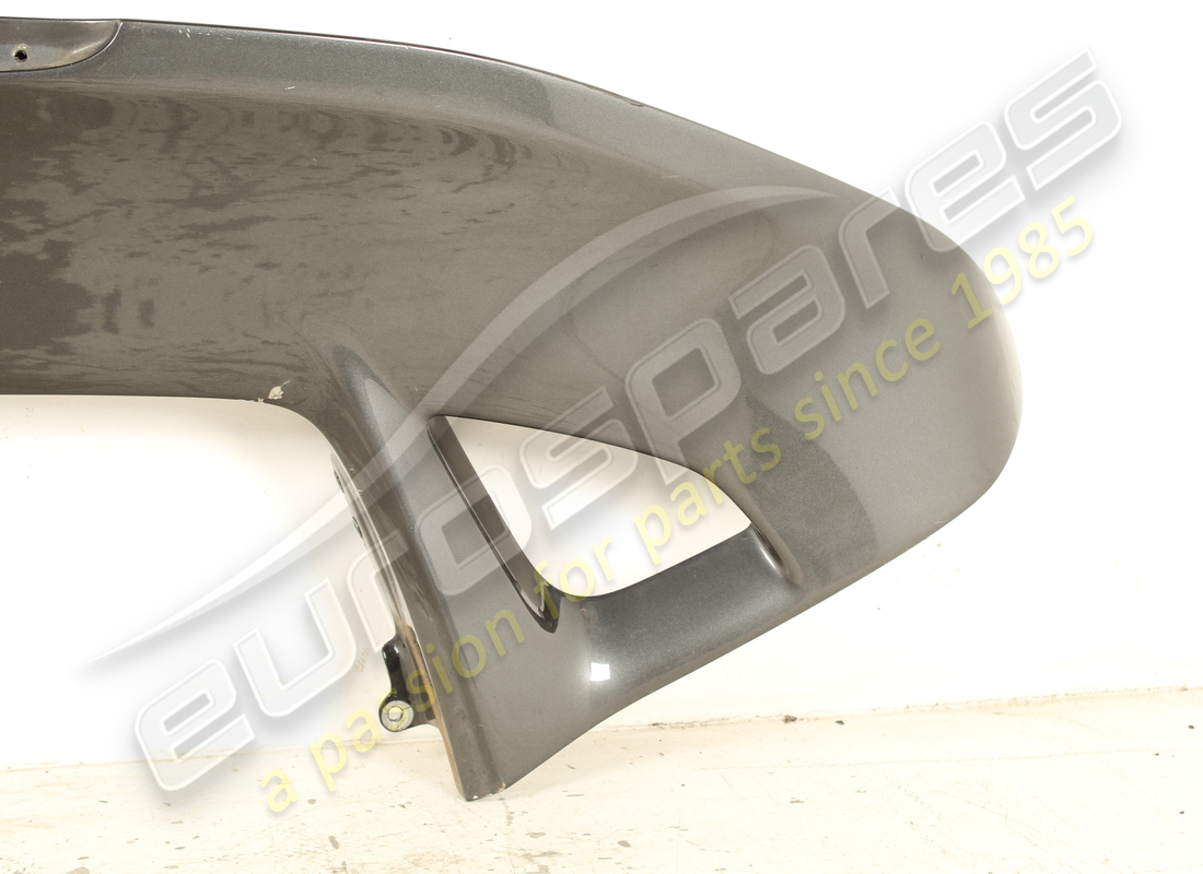 damaged ferrari complete rear spoiler. part number 949122 (4)