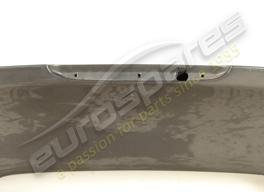 damaged ferrari complete rear spoiler. part number 949122 (3)
