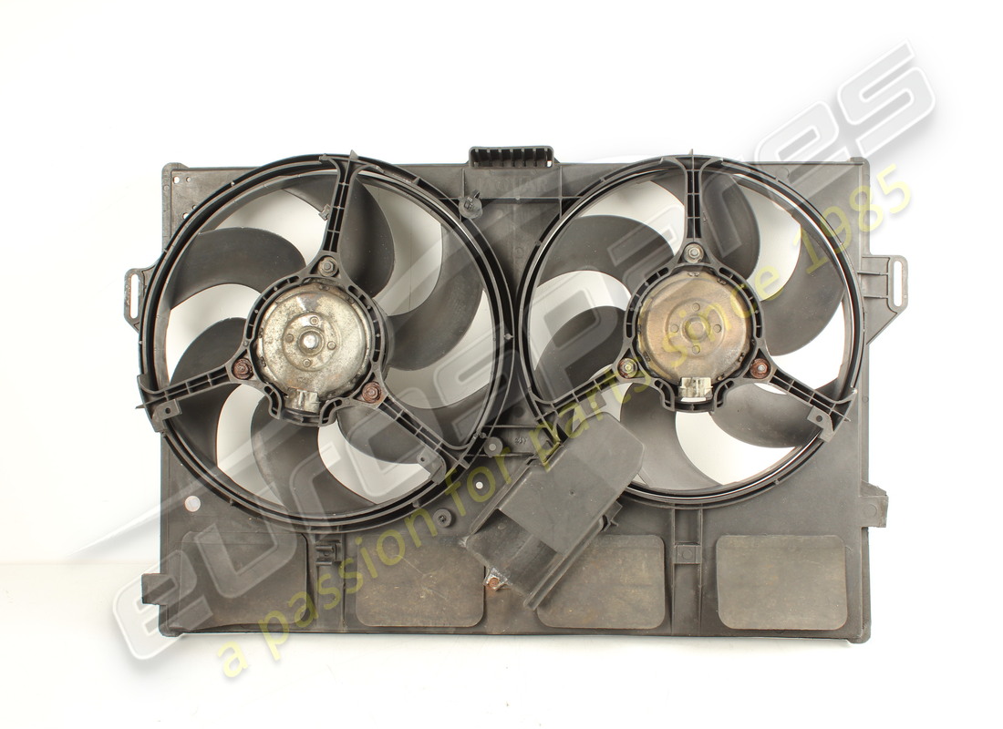 USED Aston Martin FAN AND MOTOR ASSEMBLY, RADIATOR . PART NUMBER 4G438C607AA (1)