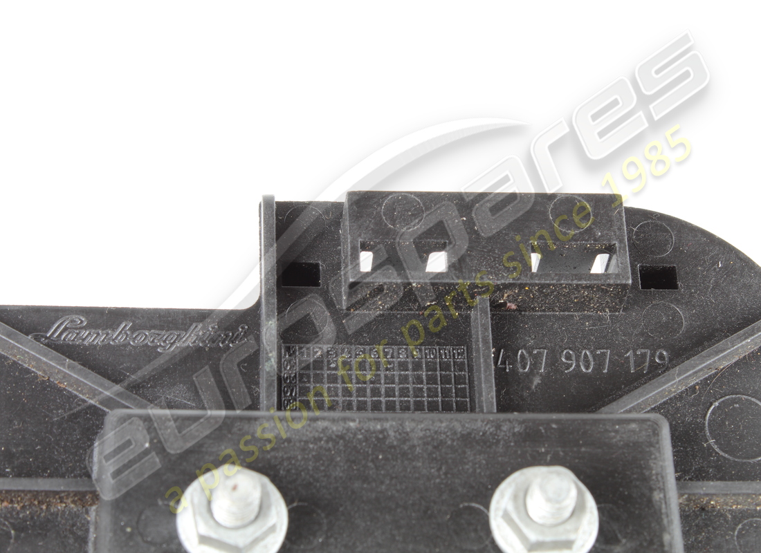 USED LAMBORGHINI BRACKET. PART NUMBER 407907179 (4) used lamborghini bracket. part number 407907179 (4)