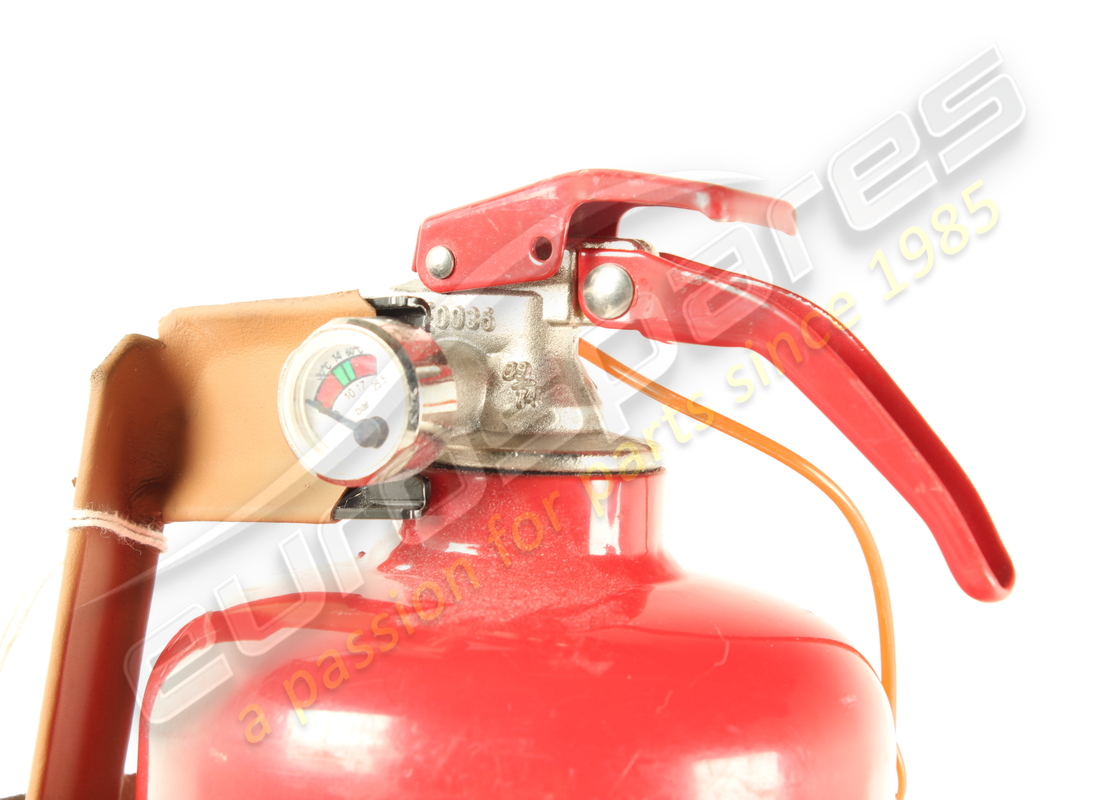 used eurospares fire extinguisher with bracket & leather envelope. part number eap1566237 (4)