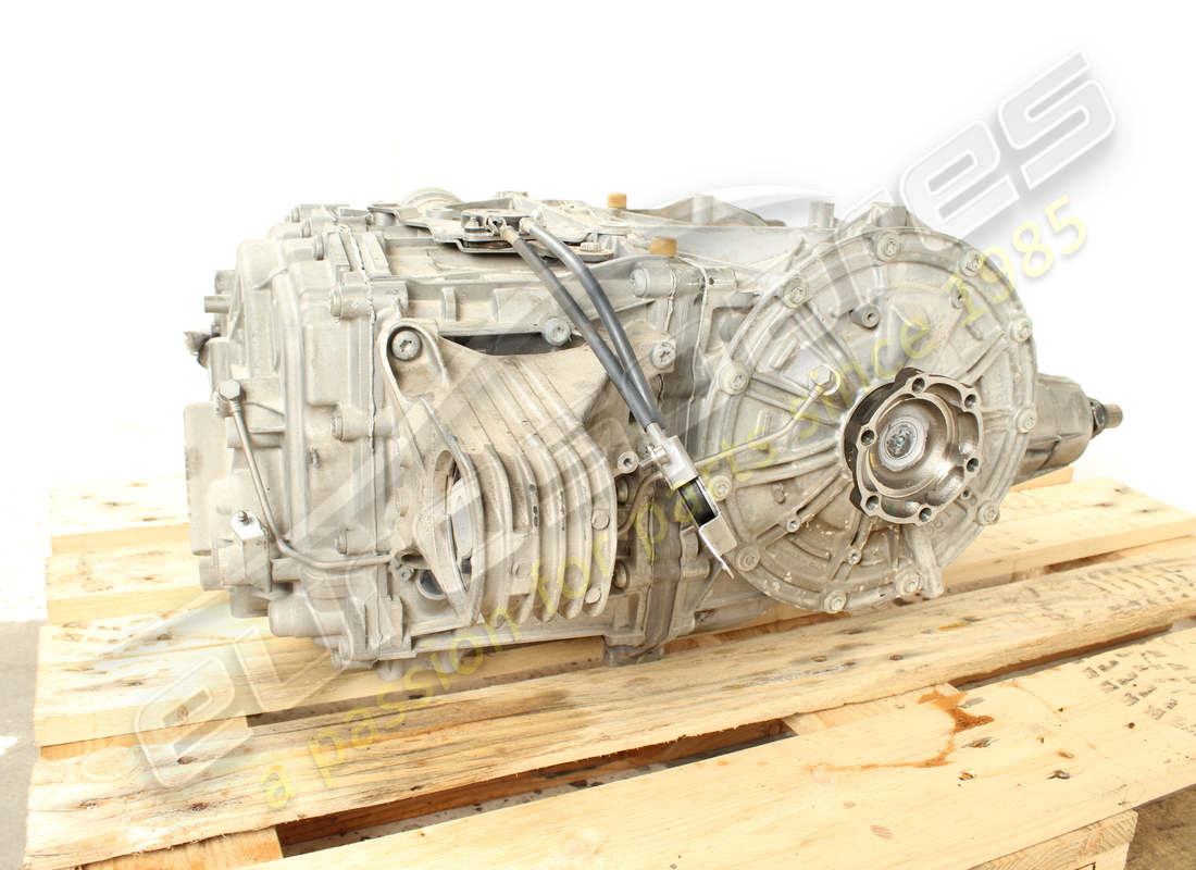 used ferrari complete dct gearbox. part number 270501 (3)