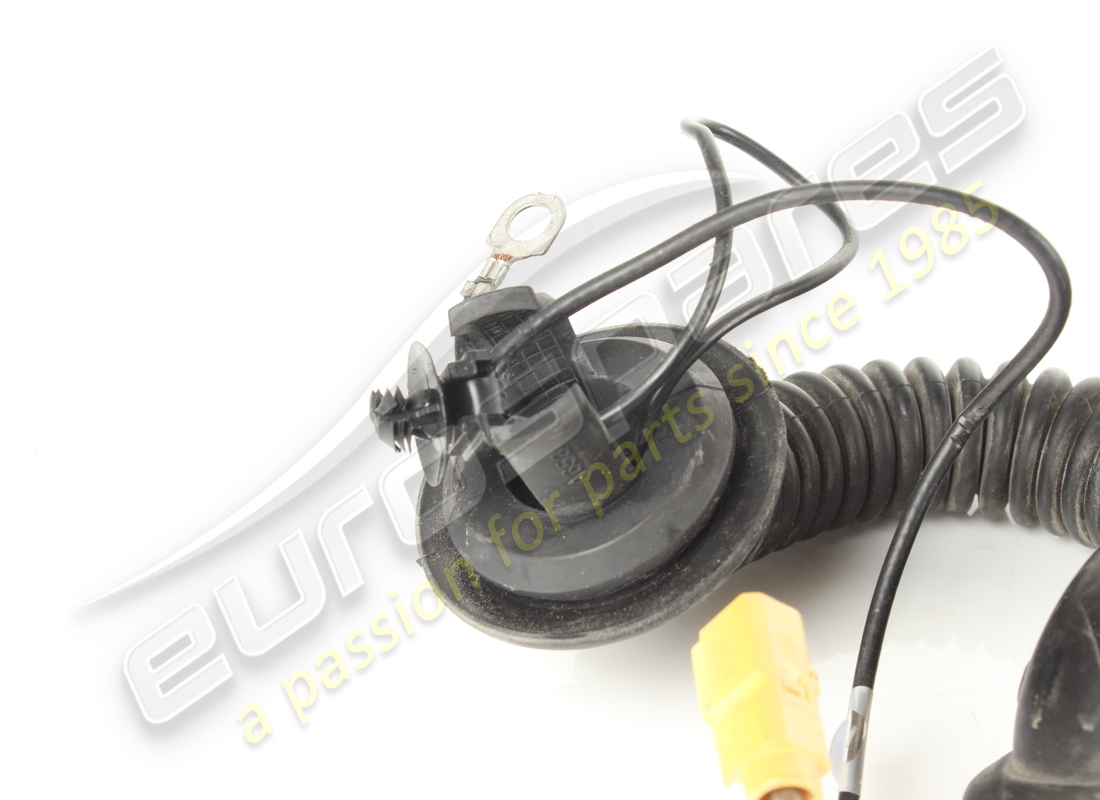 used ferrari tailgate am/fm cable -standa. part number 276438 (3)