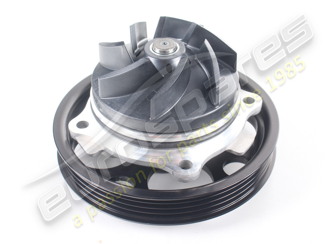 NEW FERRARI COMPLETE WATER PUMP. PART NUMBER 918320 (1) new ferrari complete water pump. part number 918320 (1)