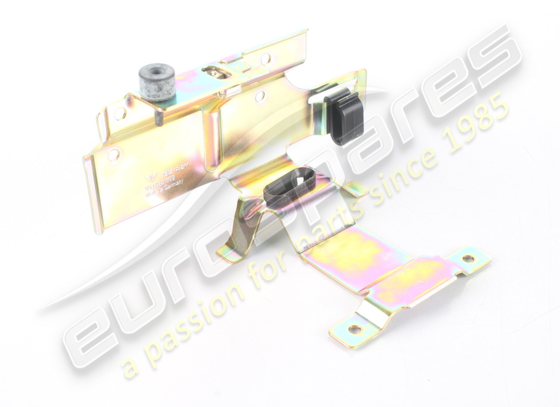 new porsche bracket. part number 99363110800 (1)
