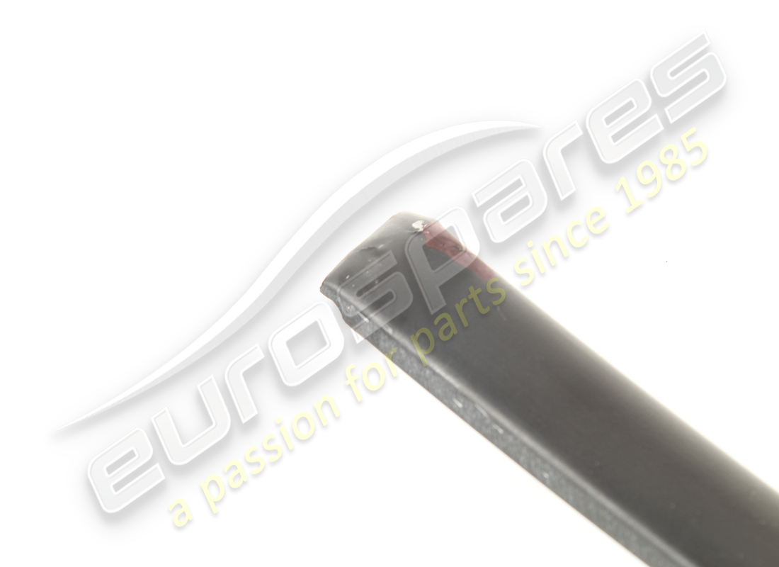 USED FERRARI RH UPPER MOULDING. PART NUMBER 60665100 (3) used ferrari rh upper moulding. part number 60665100 (3)