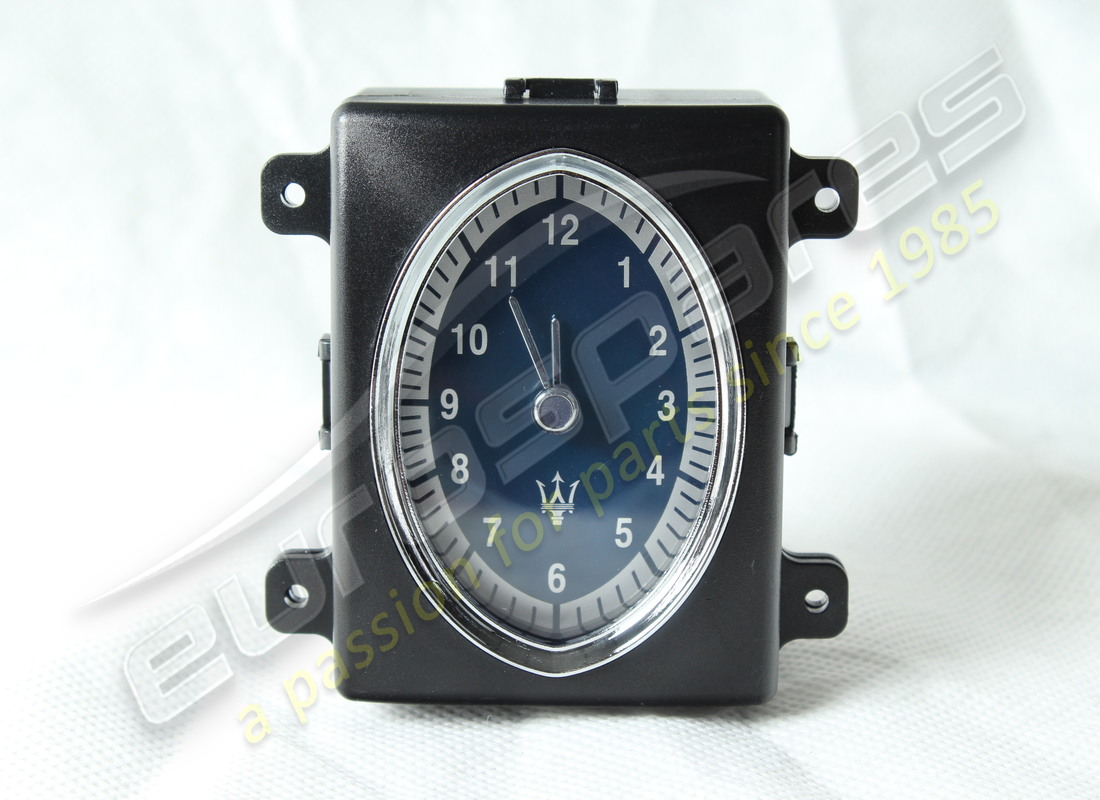 new maserati analogue clock. part number 223737 (2)