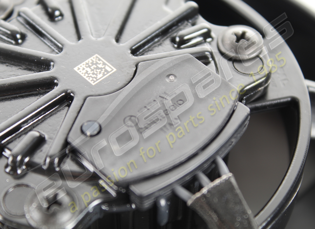 NEW PORSCHE FAN. PART NUMBER 982959455C (4) new porsche fan. part number 982959455c (4)