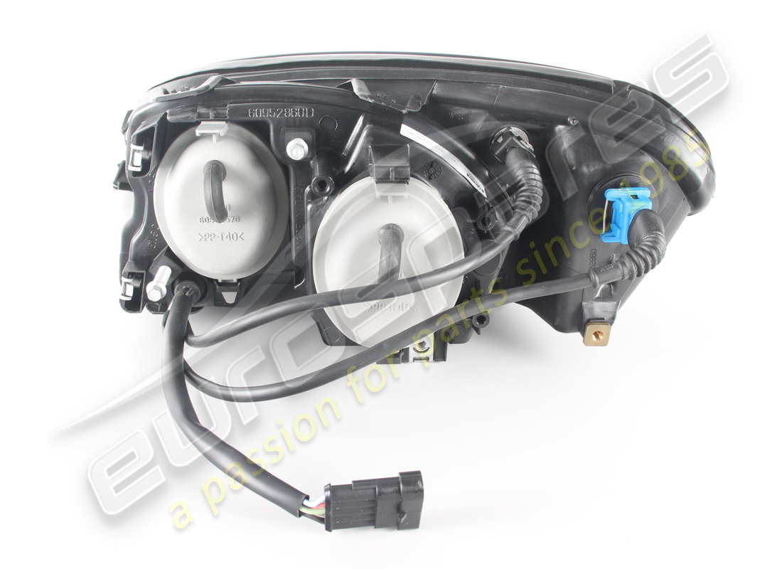 new ferrari rh headlight (silver nurburgrin). part number 65338273 (2)