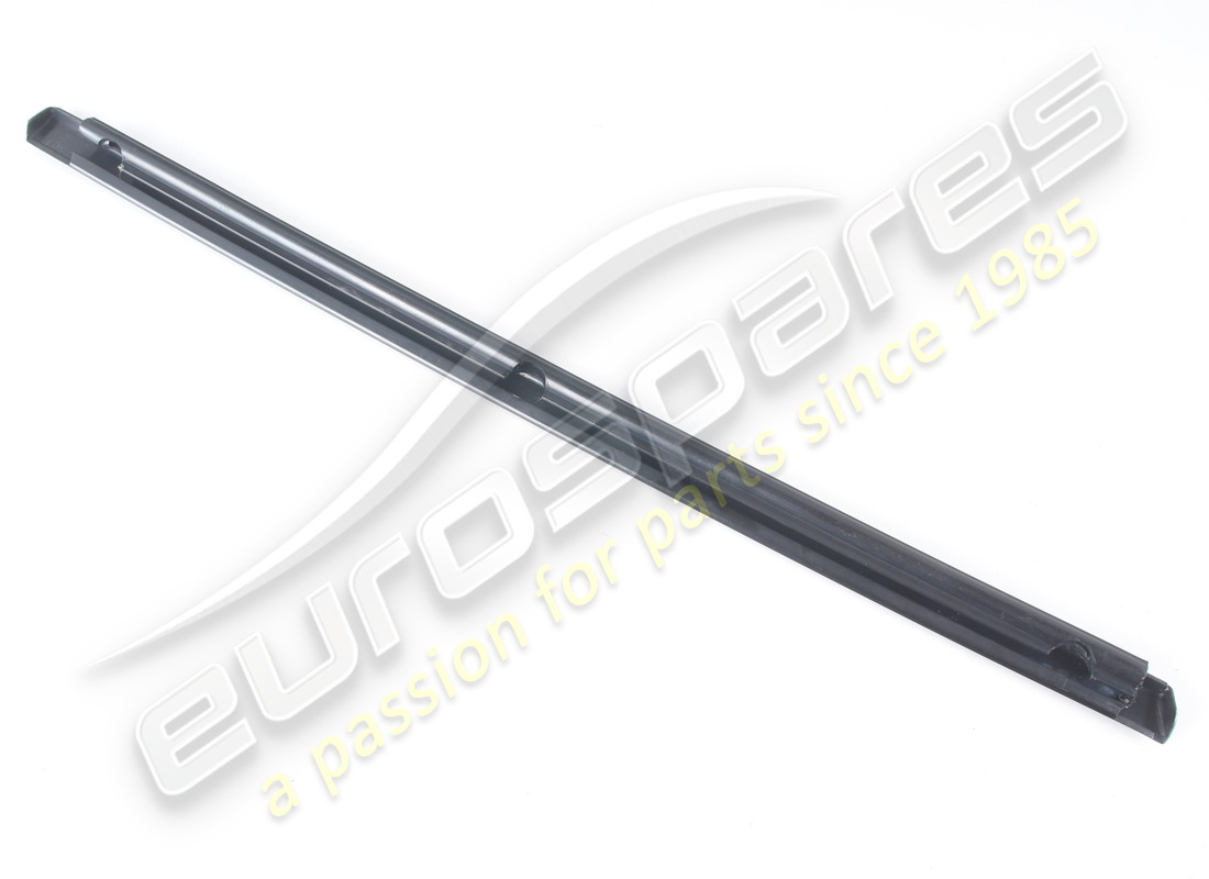 NEW FERRARI LH MOULDING. PART NUMBER 61539000 (2) new ferrari lh moulding. part number 61539000 (2)