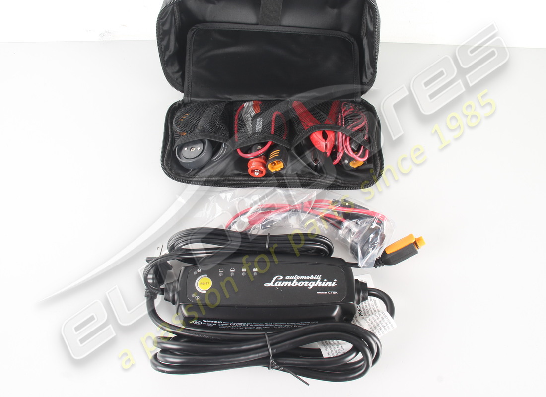 new lamborghini ctek us-cd battery charger. part number 400093050d (1)