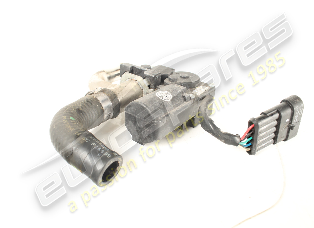 used ferrari rh tgk valve. part number 67635900 (5)