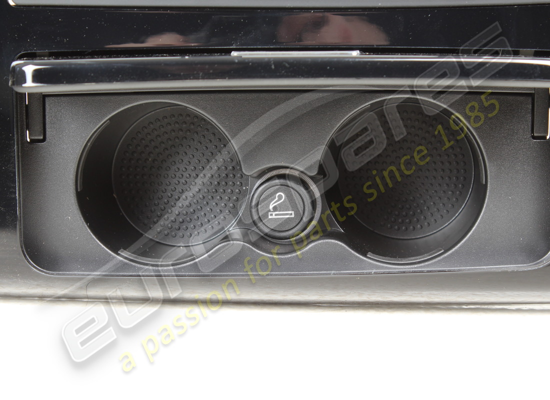 new maserati centr.glove compartment lhd part number 670163337 (2)