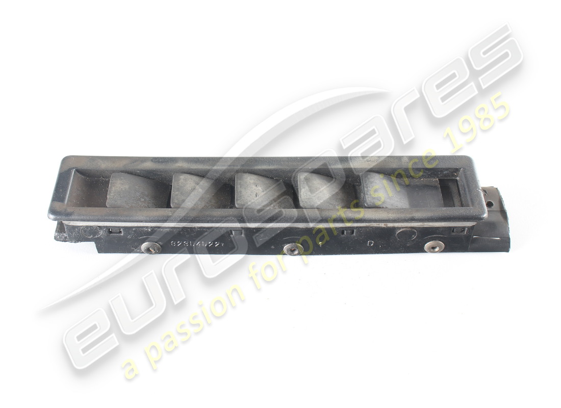 used ferrari lh air outlet. part number 61502300 (1)